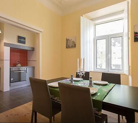 Апартаменты Lisbon Secret & Charming Sao Bento Flat Экстерьер фото